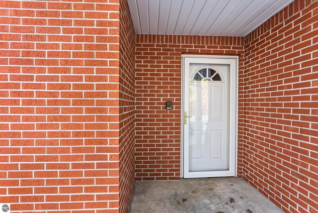 595 Georgetown Place # 12, Traverse City, MI 49684