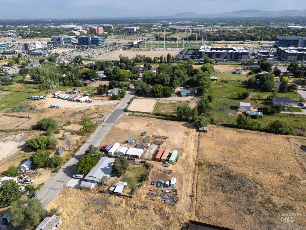 1530 S Topaz, Meridian, ID 83642 photo 4