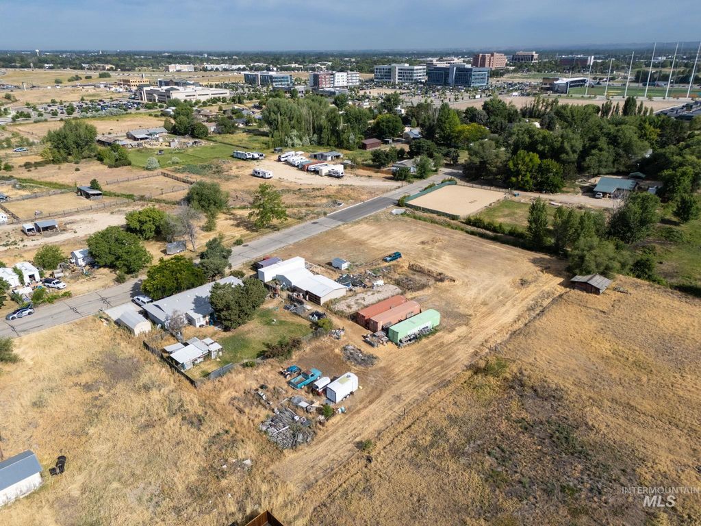 1530 S Topaz, Meridian, ID 83642 photo 5