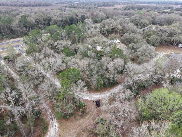 736 S SICKLE POINT, Inverness, FL 34450
