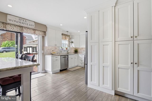 320 OLYMPIC AVE, Havertown, PA 19083