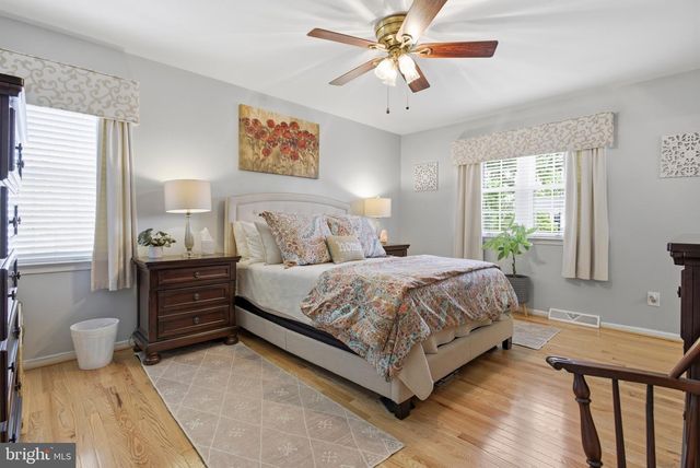 320 OLYMPIC AVE, Havertown, PA 19083