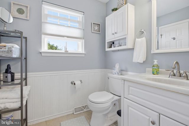 320 OLYMPIC AVE, Havertown, PA 19083