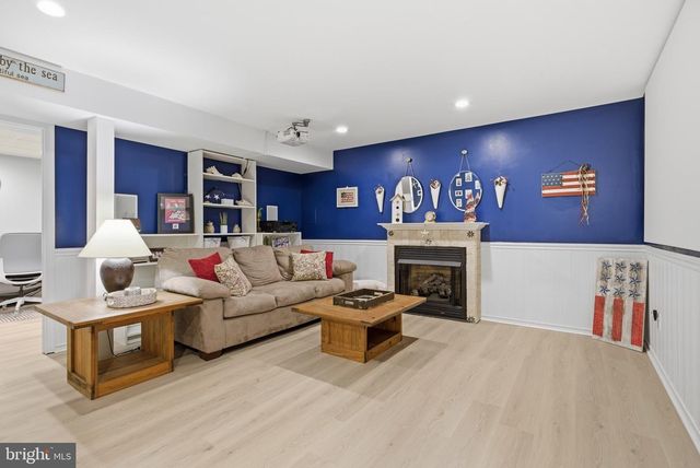 320 OLYMPIC AVE, Havertown, PA 19083