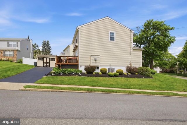 320 OLYMPIC AVE, Havertown, PA 19083