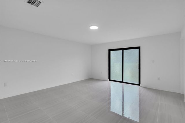 17377 NW 22nd Ave, Miami Gardens, FL 33056