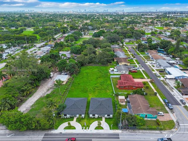 17377 NW 22nd Ave, Miami Gardens, FL 33056