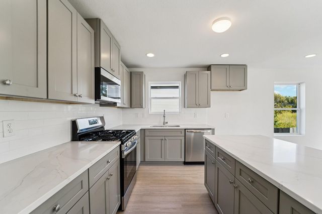 2206 Abernathy Street, Houston, TX 77026