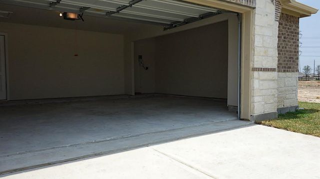 9215 Monarch Field Lane, Cypress, TX 77433