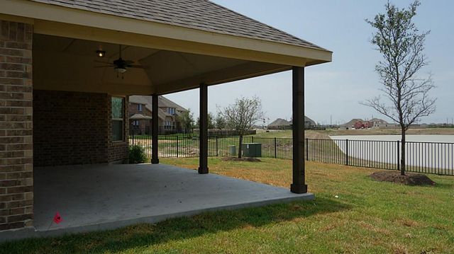9215 Monarch Field Lane, Cypress, TX 77433