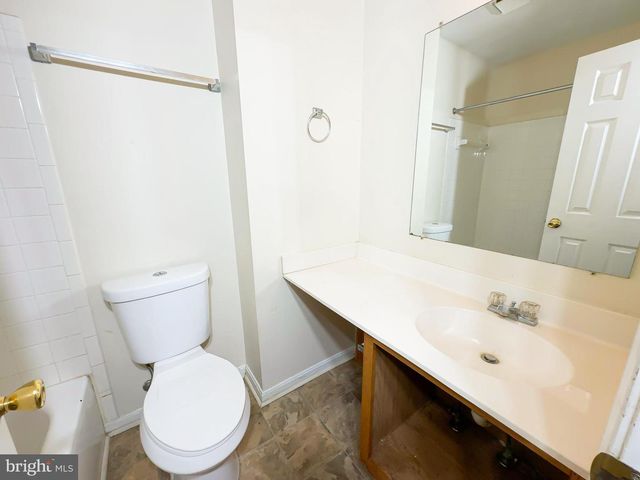 3415 WOOD CREEK DR, Suitland, MD 20746