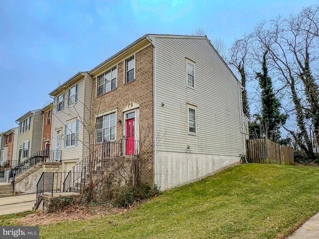 3415 WOOD CREEK DR, Suitland, MD 20746