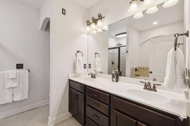 1102 Smokewood Way, Nashville, TN 37221