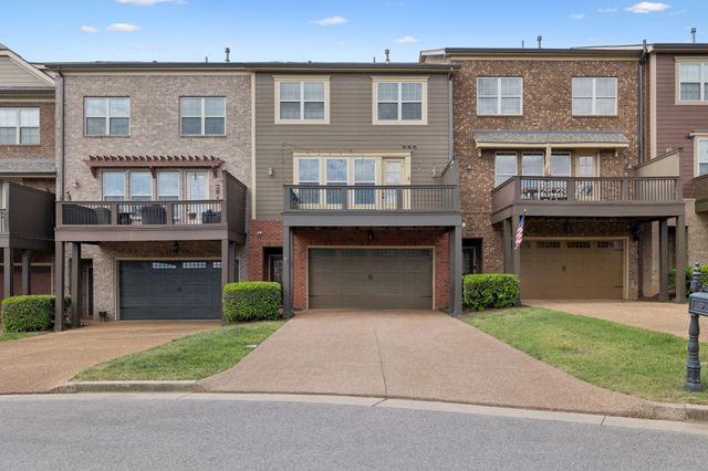1102 Smokewood Way, Nashville, TN 37221