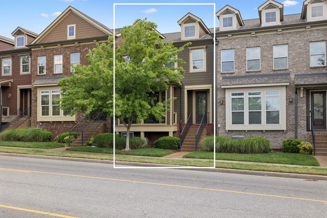 1102 Smokewood Way, Nashville, TN 37221