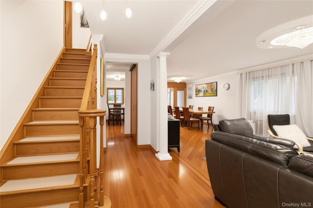 7831 220th Street, Oakland Gardens, NY 11364