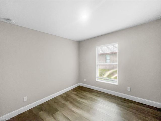 3309 10th ST W, Lehigh Acres, FL 33971
