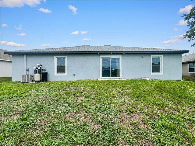 3309 10th ST W, Lehigh Acres, FL 33971