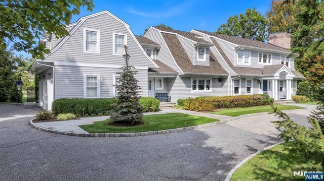 187 Buckingham Road, Tenafly, NJ 07670