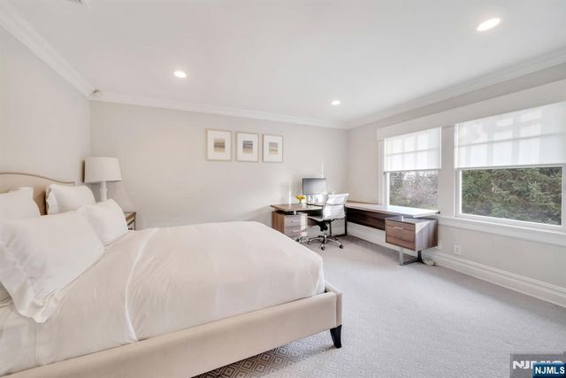 187 Buckingham Road, Tenafly, NJ 07670