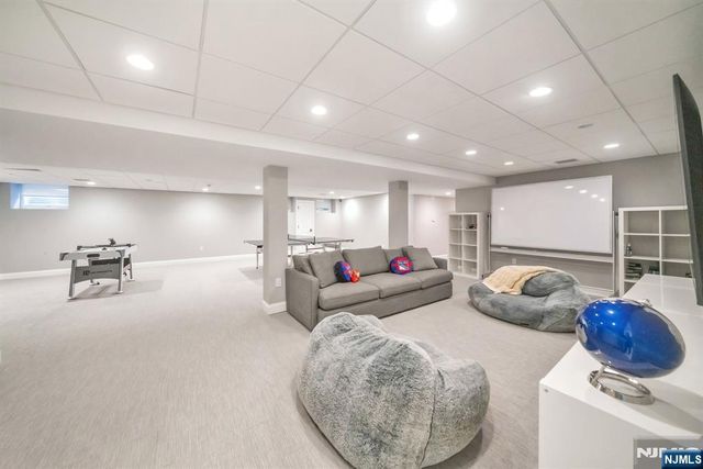 187 Buckingham Road, Tenafly, NJ 07670