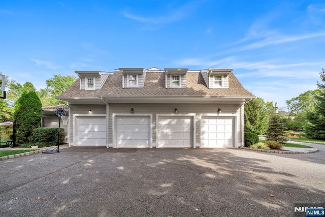 187 Buckingham Road, Tenafly, NJ 07670