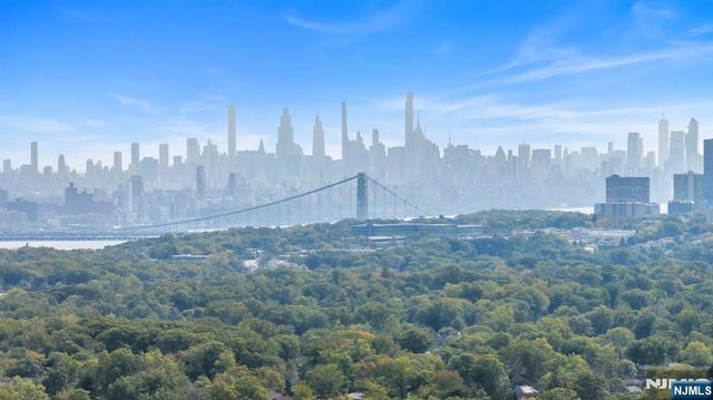 187 Buckingham Road, Tenafly, NJ 07670