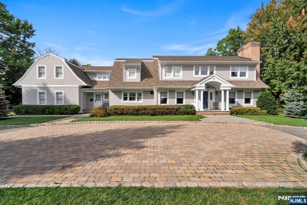 187 Buckingham Road, Tenafly, NJ 07670