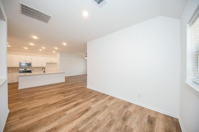 42514 Summer Crest Road, Magnolia, TX 77354