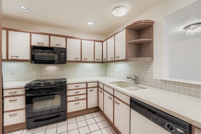 40 N Interstate 35 Highway 7A2, Austin, TX 78701