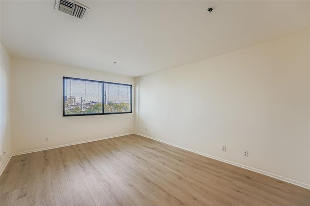 40 N Interstate 35 Highway 7A2, Austin, TX 78701