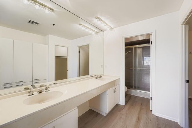 40 N Interstate 35 Highway 7A2, Austin, TX 78701