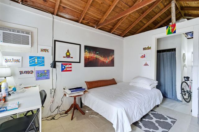 441 N KENTUCKY AVENUE, Deland, FL 32724