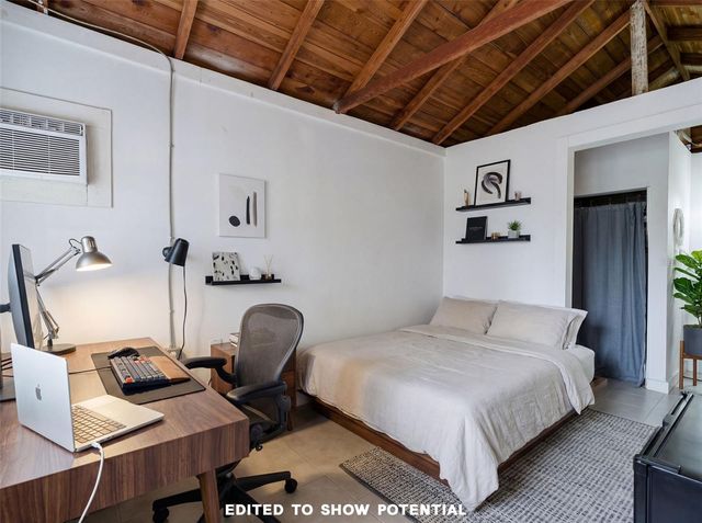 441 N KENTUCKY AVENUE, Deland, FL 32724