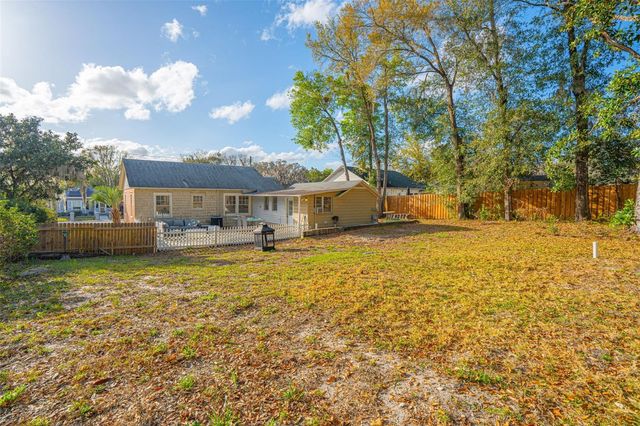 441 N KENTUCKY AVENUE, Deland, FL 32724