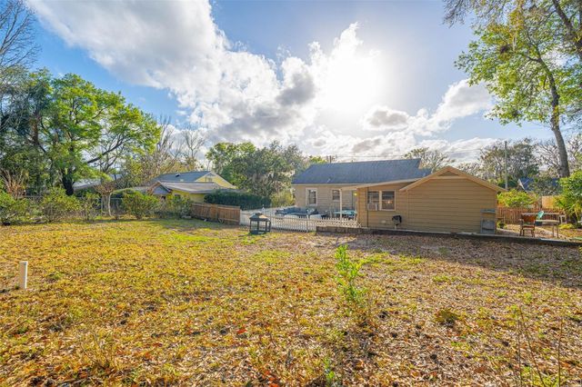 441 N KENTUCKY AVENUE, Deland, FL 32724