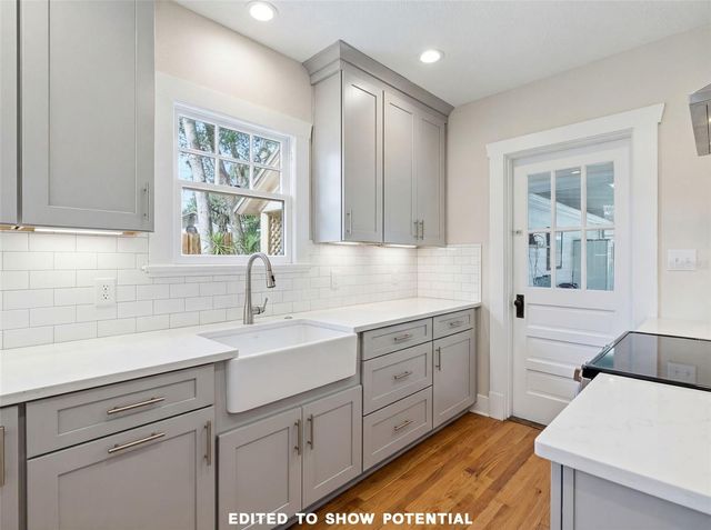 441 N KENTUCKY AVENUE, Deland, FL 32724