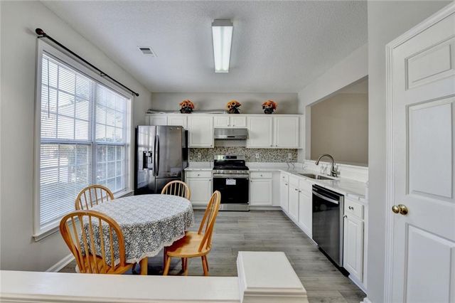 4061 Howell Park Road, Duluth, GA 30096