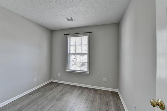 4061 Howell Park Road, Duluth, GA 30096