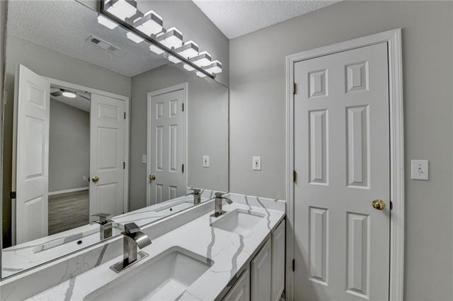 4061 Howell Park Road, Duluth, GA 30096