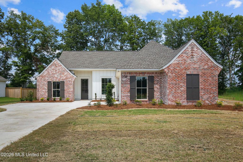 208 Benners Lane, Madison, MS 39110