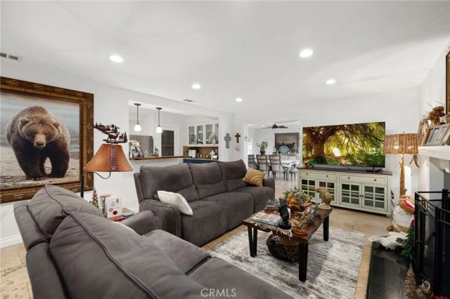 1270 N Euclid, Upland, CA 91786