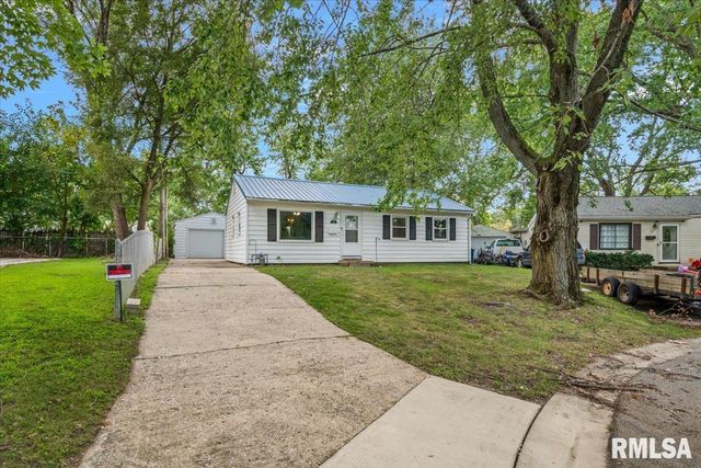 28 WINDSOR Road, Springfield, IL 62702