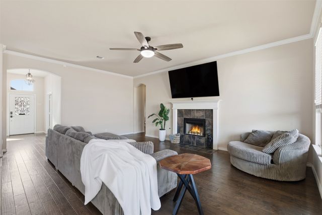 5032 Breezewind Lane, Fort Worth, TX 76123