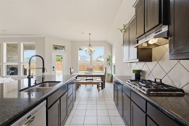 5032 Breezewind Lane, Fort Worth, TX 76123