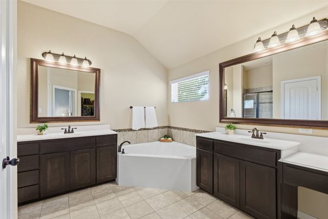 5032 Breezewind Lane, Fort Worth, TX 76123