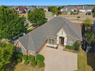 5032 Breezewind Lane, Fort Worth, TX 76123