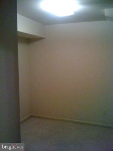 13671 CEDAR CREEK LN, Silver Spring, MD 20904