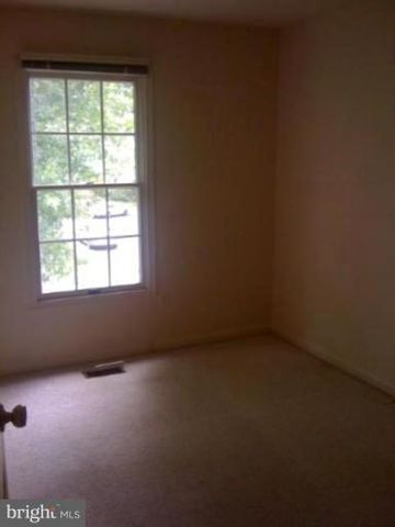 13671 CEDAR CREEK LN, Silver Spring, MD 20904