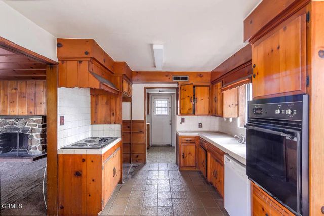 3908 Park Place, La Crescenta, CA 91214